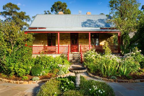 Castlemaine House | The Georgian House - Heritage Luxury Retreat