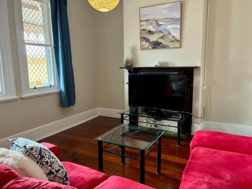 Geraldton House | The Gregory