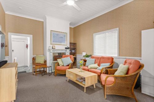 Huskisson House | The Gunyah by Experience Jervis Bay