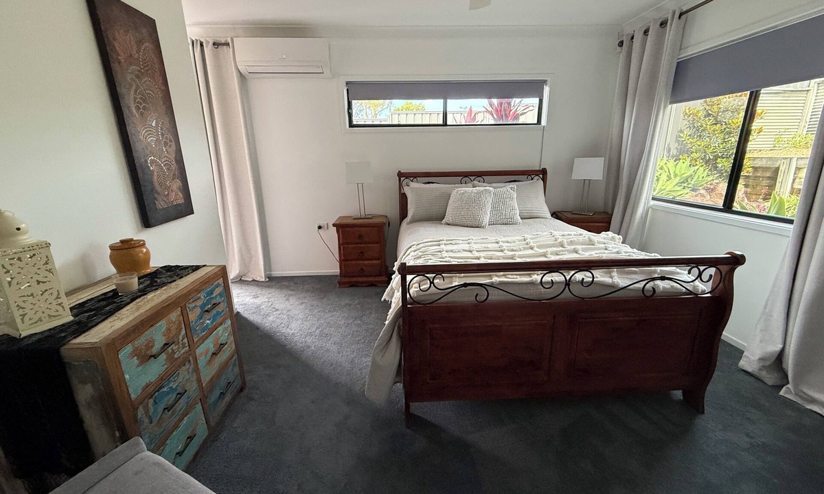 Burnside House | The Heights Hideaway