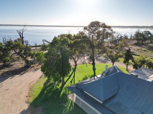 Barmera House | The Jetty House - Lake Bonney Riverland