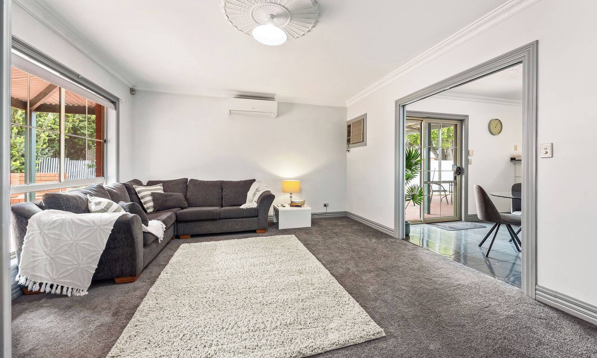 Port Lincoln House | The Laneway | 3BR for Families & Crews · Walk to Town
