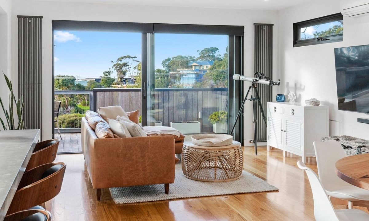 McCrae House | The Loft House - McCrae