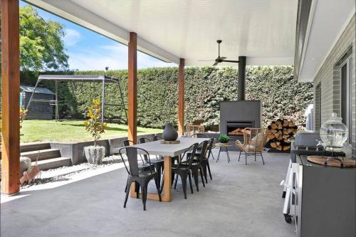Medway House | The Medway, Modern & Space-ous!