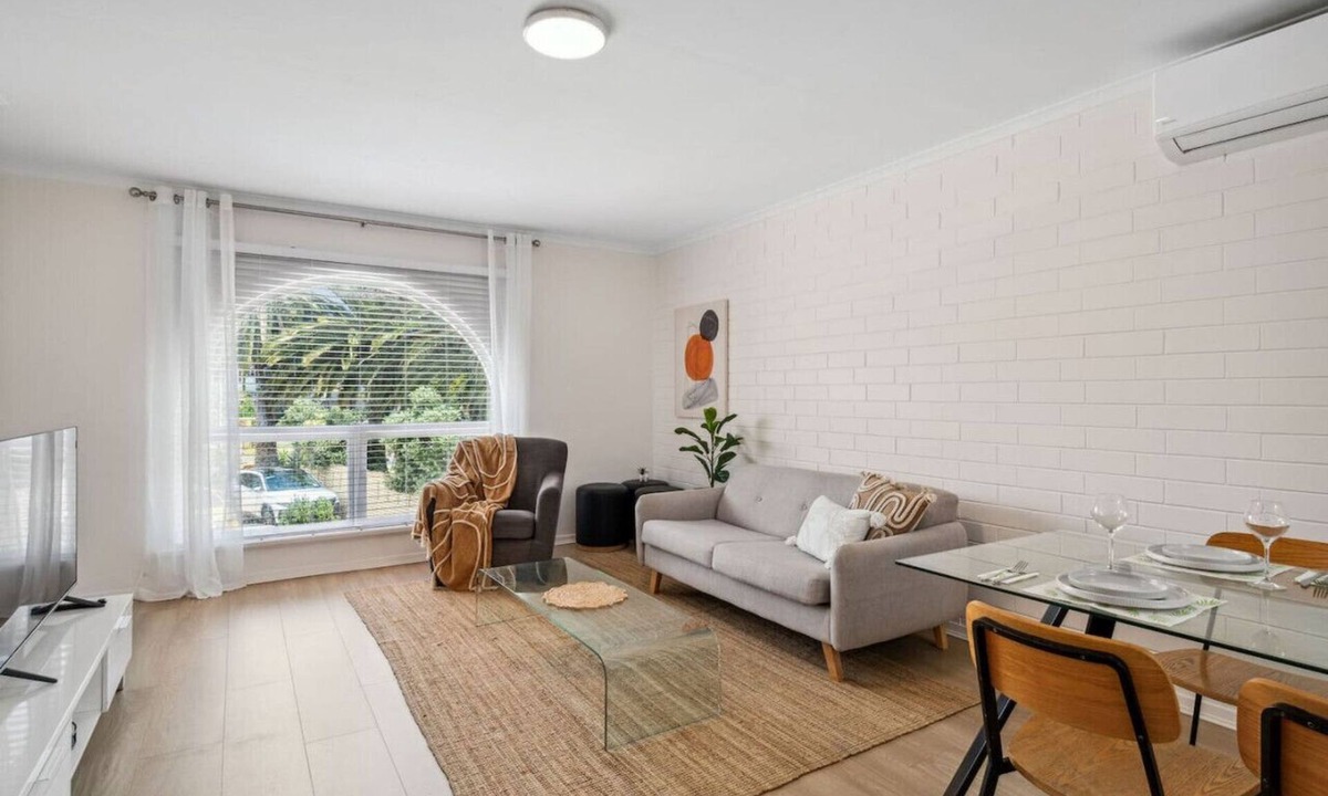 West Beach Apartment | The Palms West Beach