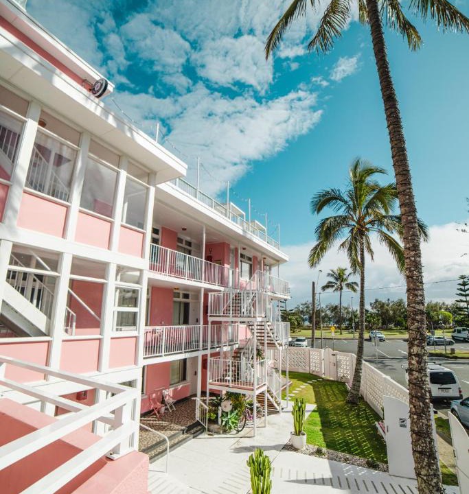 Coolangatta Hotel | The Pink Hotel Coolangatta
