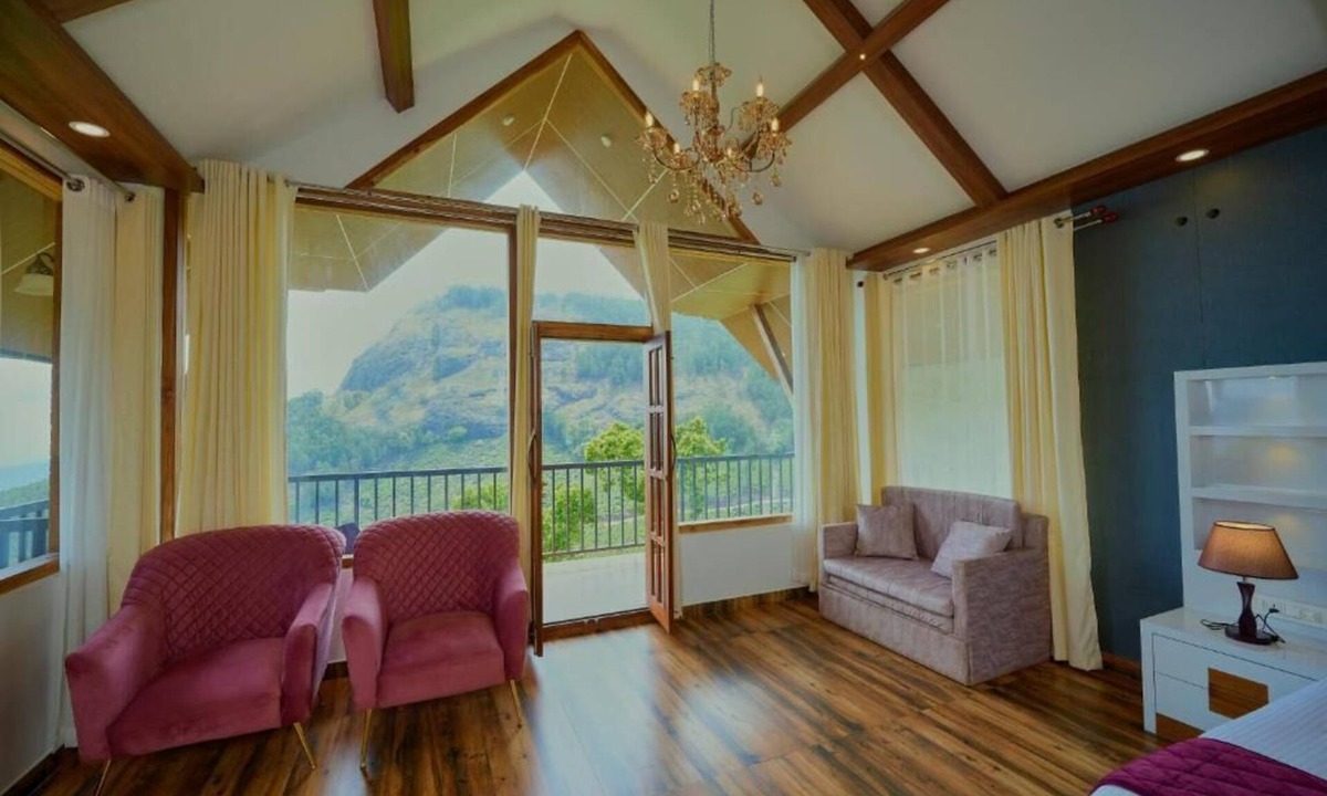 Suryanelli Hotel | The Planet Munnar