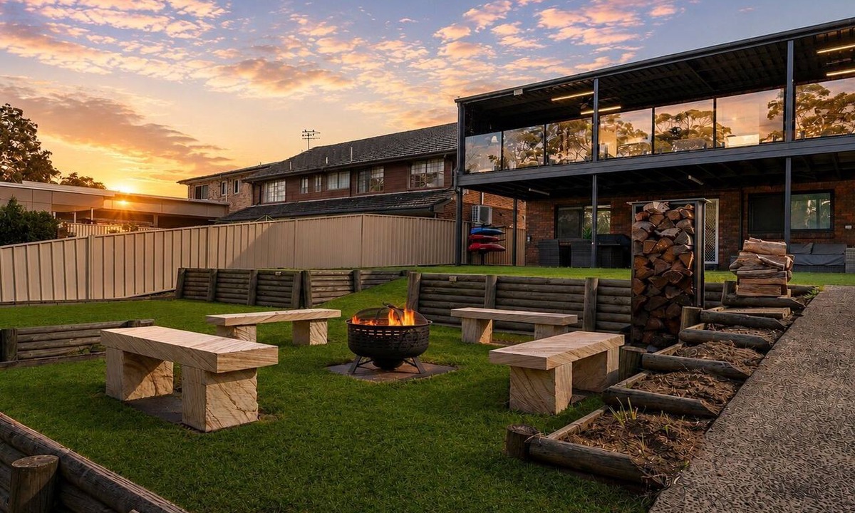 Chittaway Point House | The Point Retreat Waterfront Escape