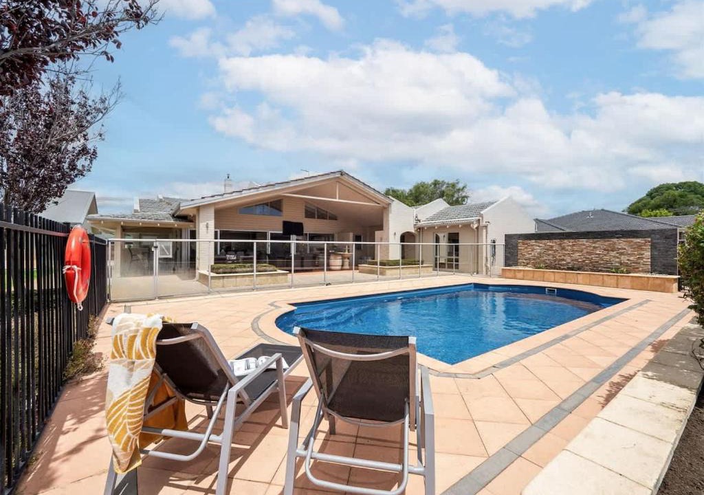 West Busselton House | The Ranch - Beachside Pool Retreat with Tennis Court