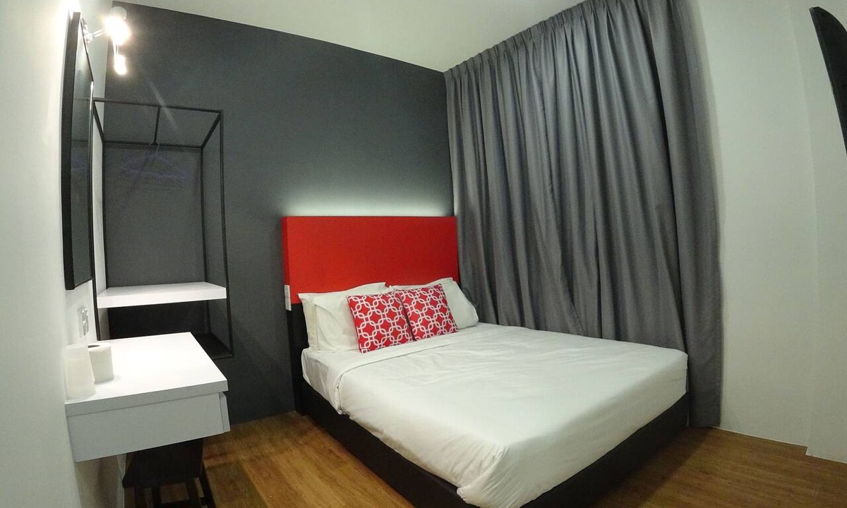 Bandar Saujana Putra Hotel | The Red Hotel