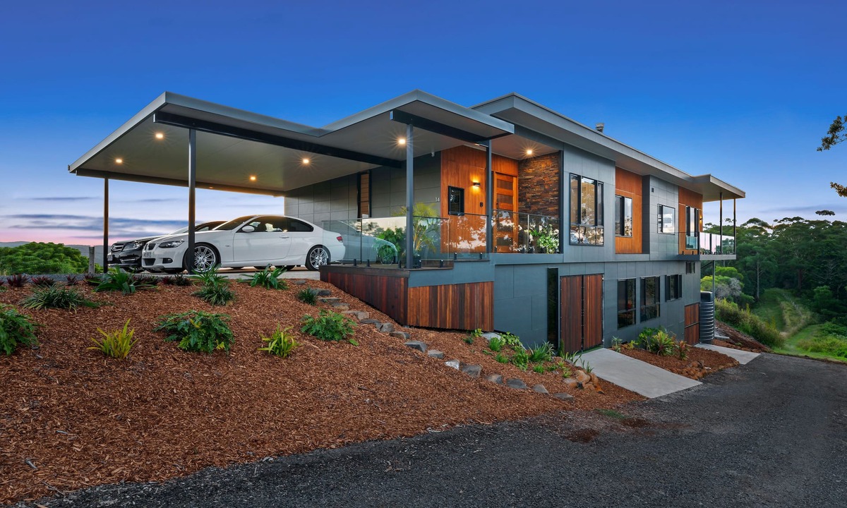 Booroobin Apartment | The Ridge at Maleny - The Executive Residence