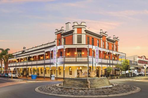 Bunbury Hotel | The Rose Hotel & Motel