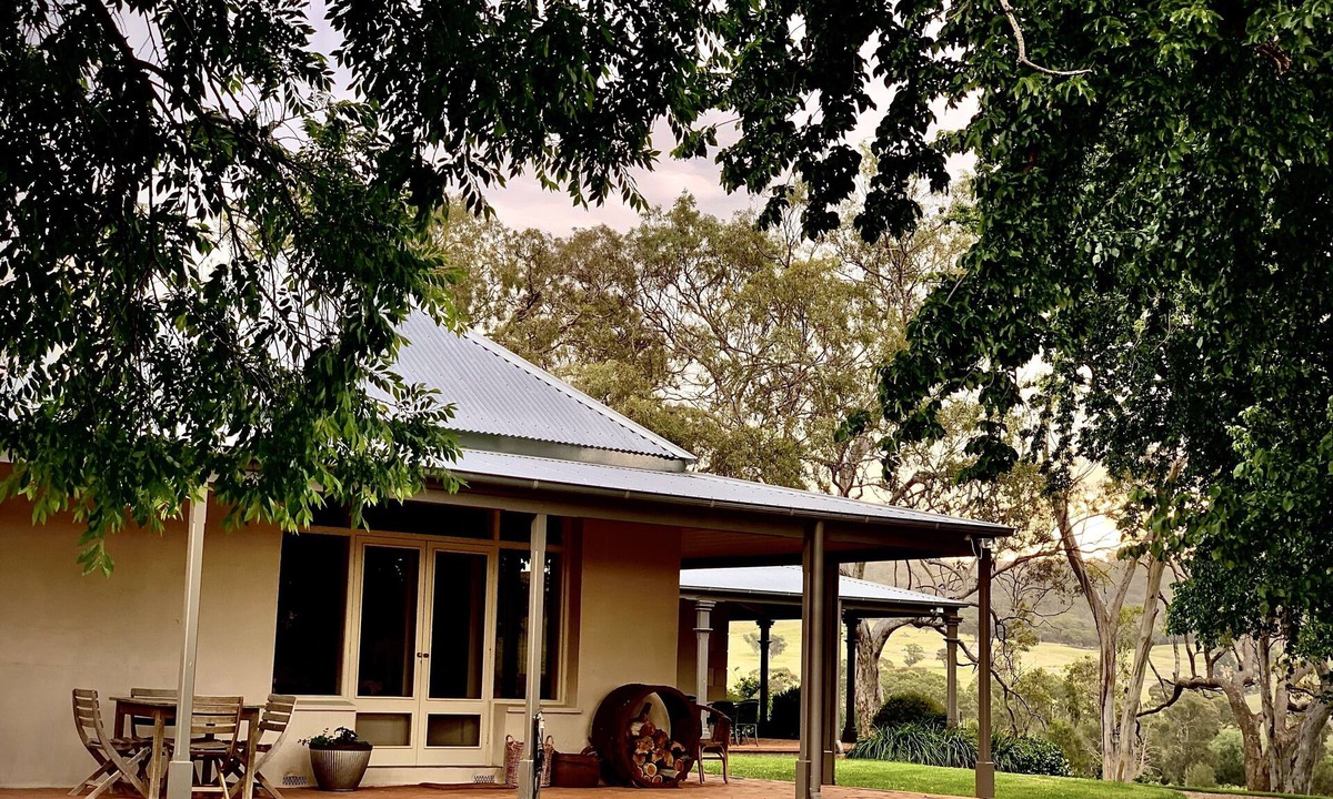 Peel Cottage | The Rural Interlude - Brucedale Cottage