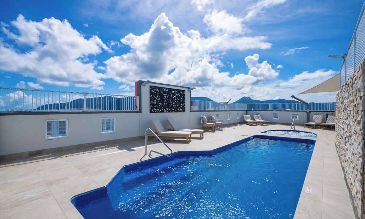 Cairns Central Business District Apartment | The Sand Dollar—Central Cairns Chic + Studio