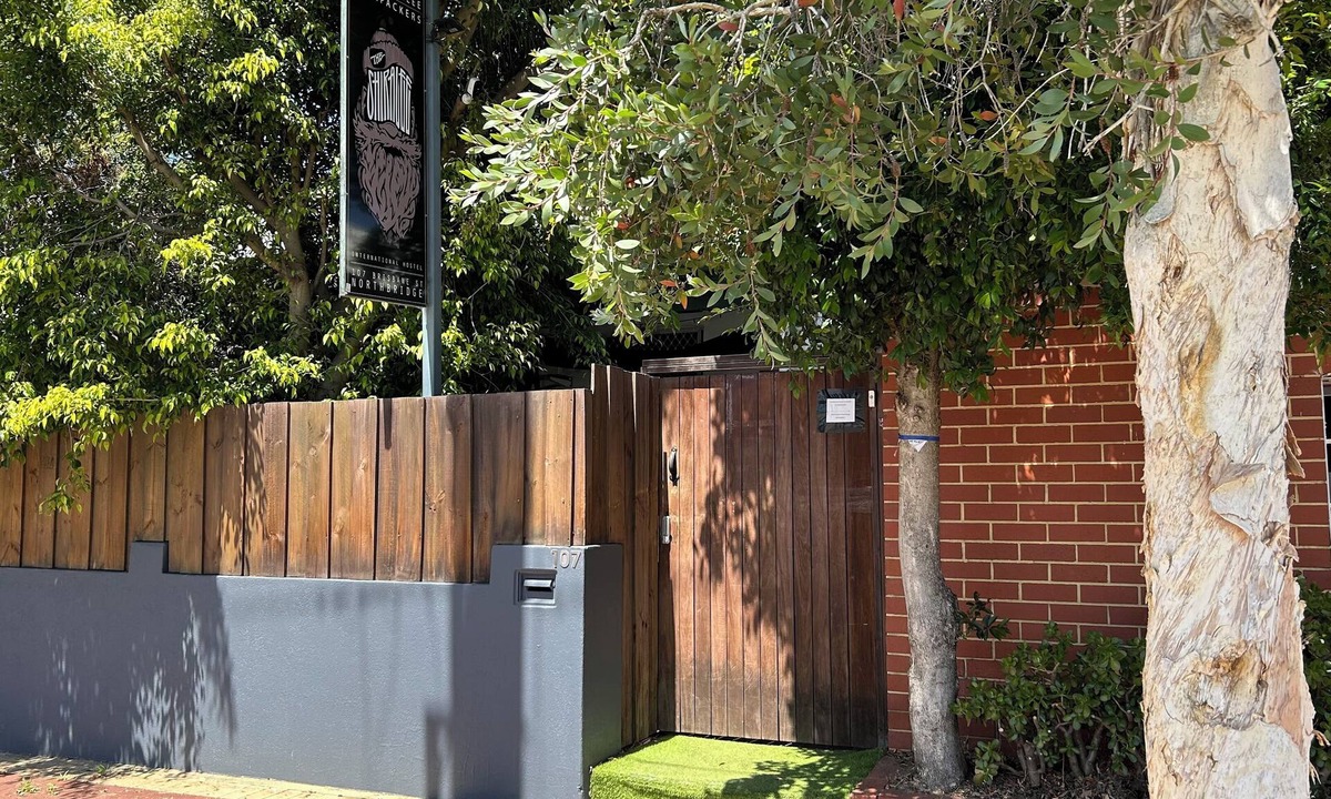 Perth Hostel | The Shiralee - Hostel