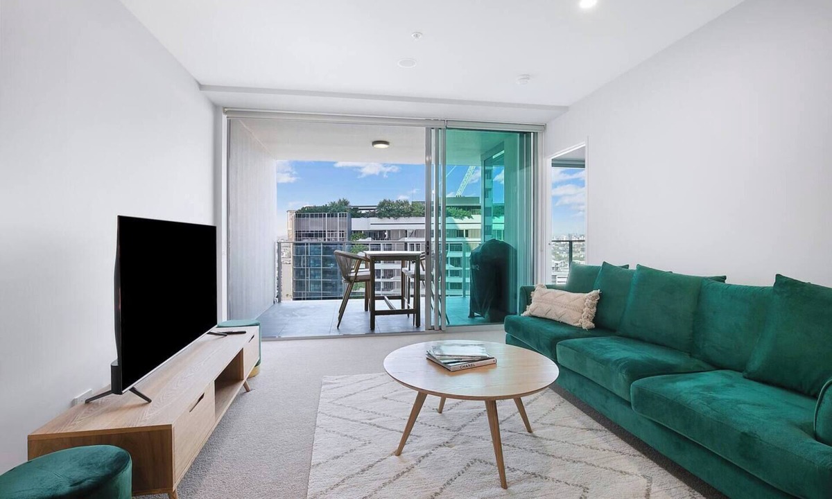 Newstead Apartment | The Skyring Effortless Resort style Living