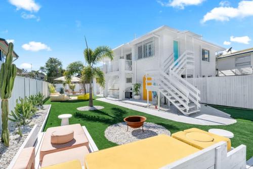 Urangan House | The Springs Villa 1