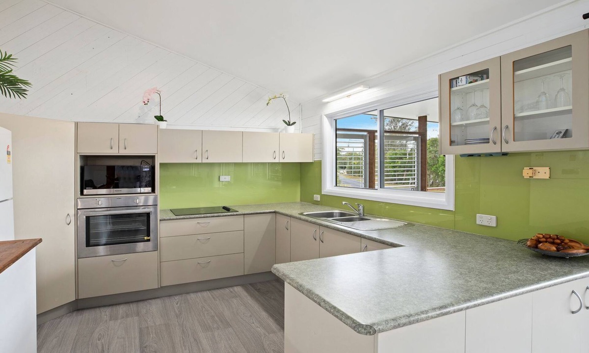 Mylestom Cabin | The Stag: A Tranquil Holiday Home Retreat