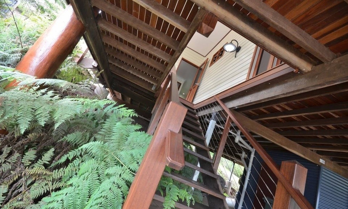 Atherton Bed & Breakfast | The Summit B&B