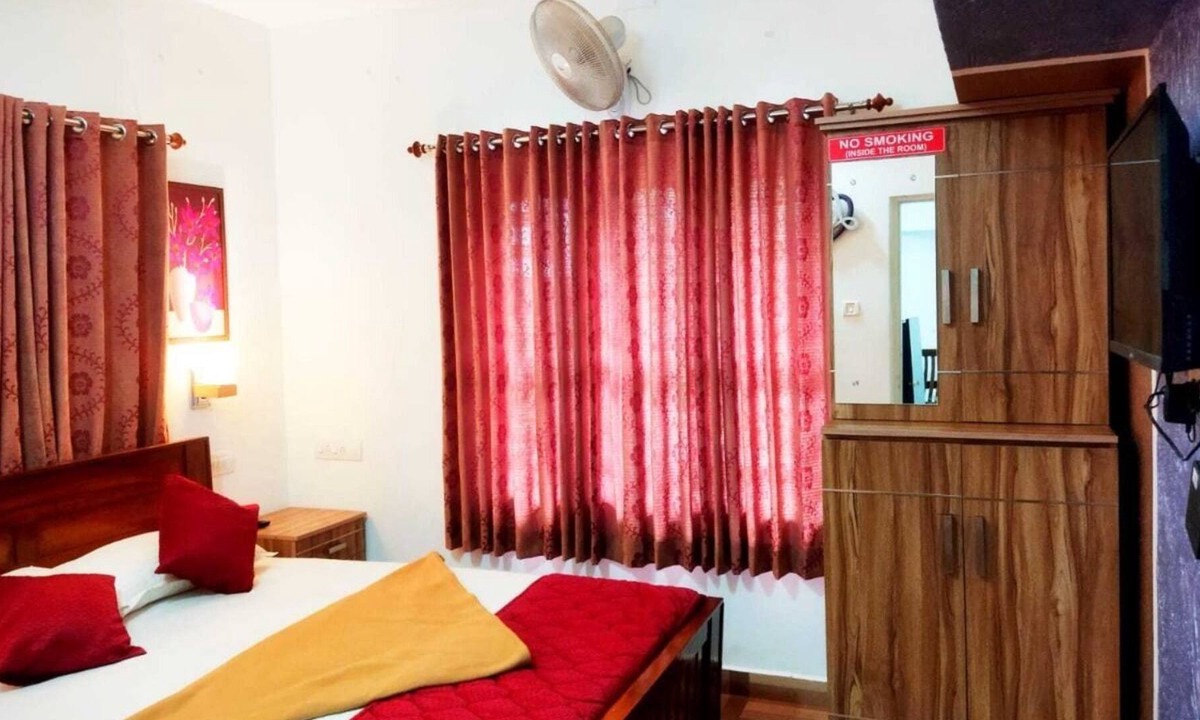 Anachal Hotel | The Svarga Hotel
