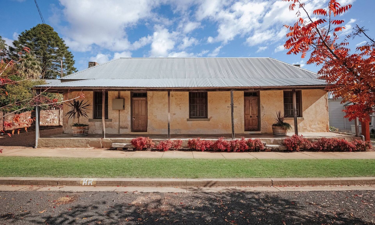 Central Mudgee House | The Tannery Mudgee Self-contained, walking distance to town centre