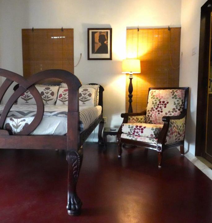 Kolkata Apartment | The Turquoise Letterbox - Central Calcutta