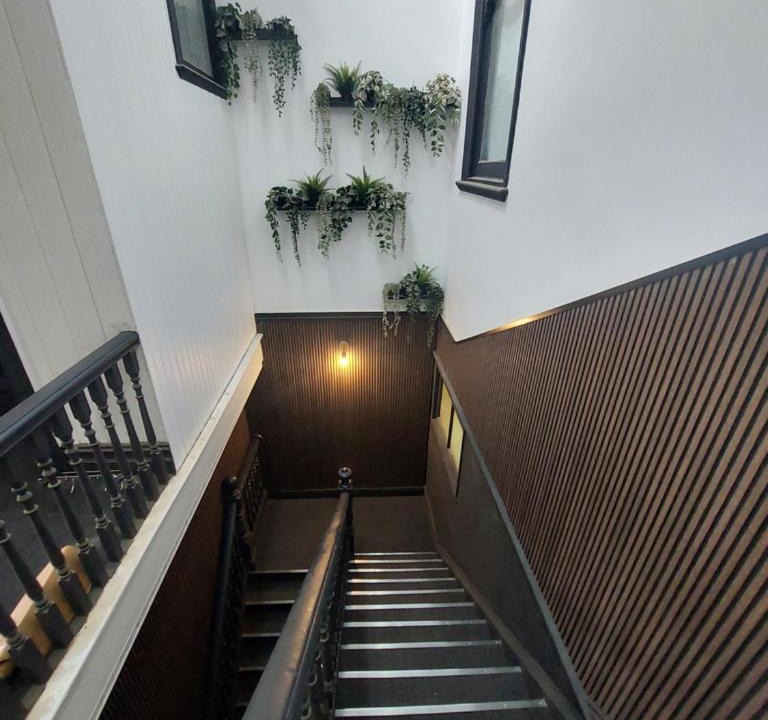 St. Arnaud Hotel | The Vine & Lamb