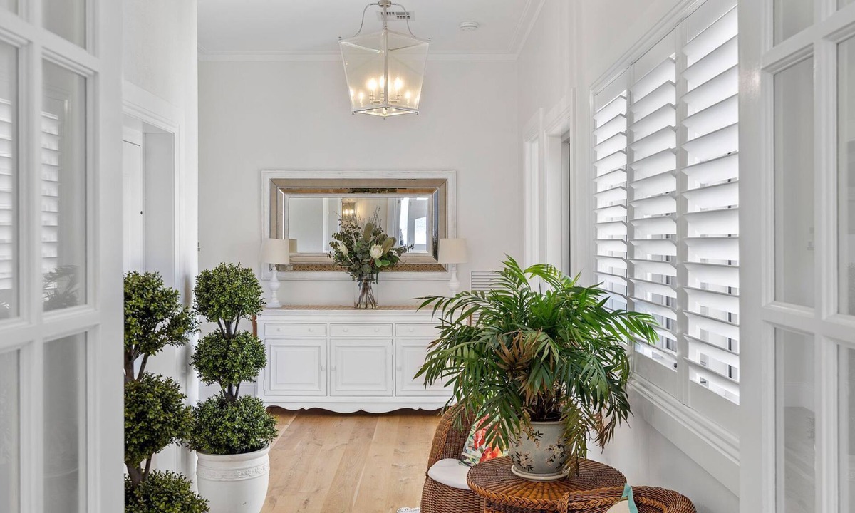 Inverloch House | Theo's - on Hopetoun