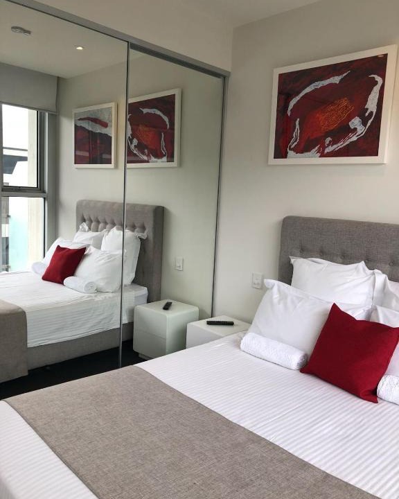 Walkerville Apartment | Ther-Rich Luxurious 2BR apartment in Walkerville