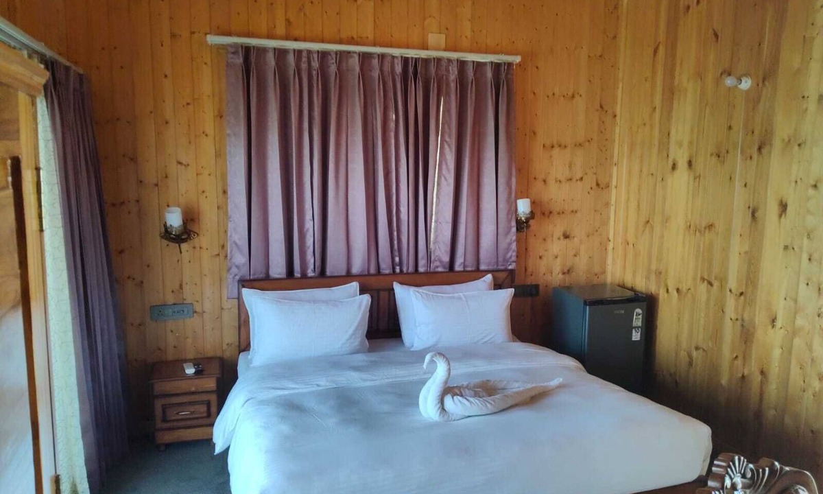 Hoshiarpur Hotel | Thorn Kitchen &Hideaways