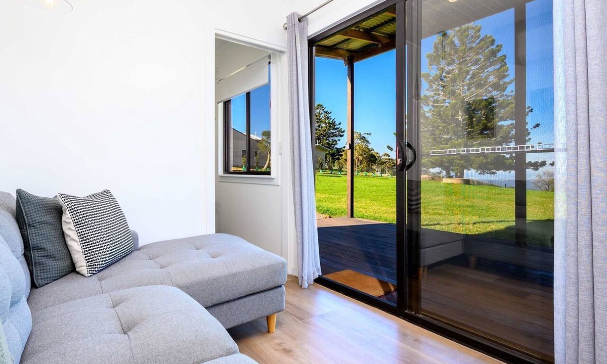 Mount Tamborine Apartment | Three Pines Tiny Home Your Mountain Escape