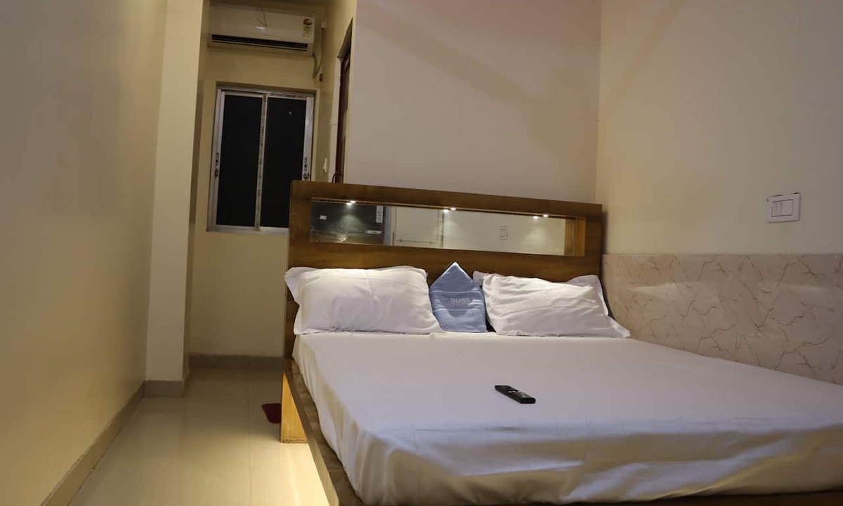 Kolkata Hotel | Tokyo Inn
