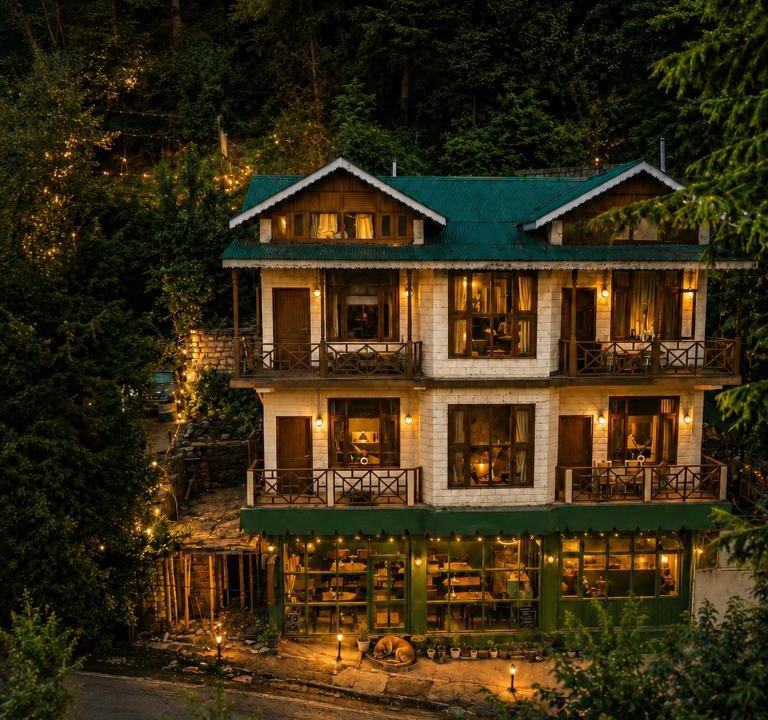 Naggar Hotel | Tora House