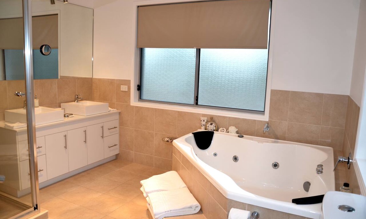 Torquay Bed & Breakfast | Torquay Terrace Bed & Breakfast