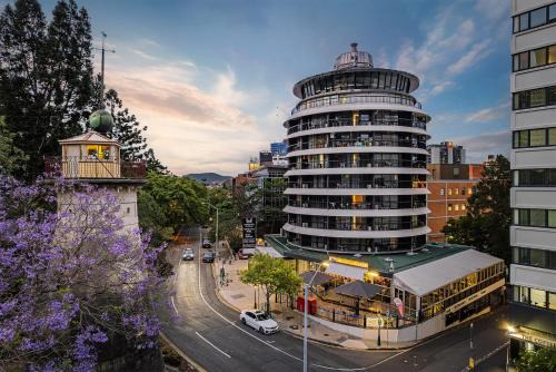 Spring Hill Hotel | Tower Mill Hotel