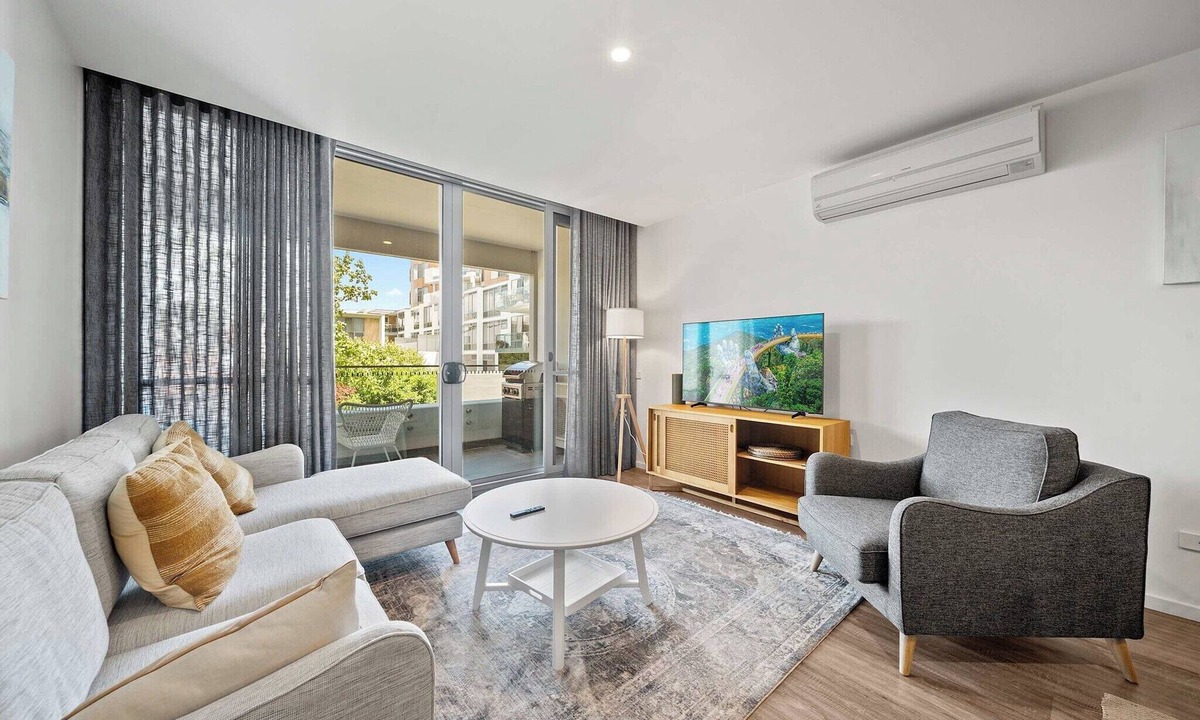 Kingston Apartment | Tranquil 1-Bed Apartment in Kingston Foreshore