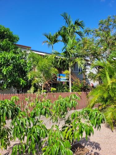 Parramatta Park Hostel | Travellers Paradise