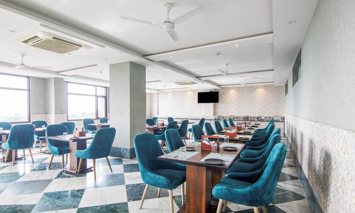 Jammu Hotel | Treebo Trinetar International