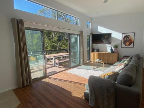 Sawmill Settlement House | Treeside View
