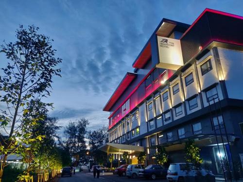 Sungai Menyala Hotel | TSR Seafront Hotel