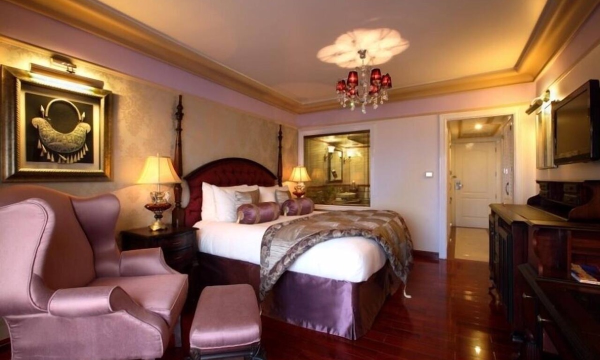 Sadar Hotel | Tuli Imperial