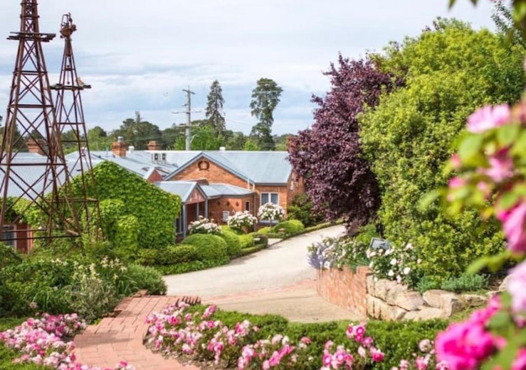 Beechworth Hotel | Twelve on Albert