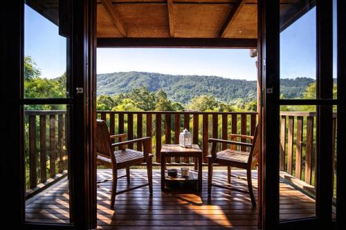 Moreton Bay Region Villa | Two Little Witches Cottage Retreats