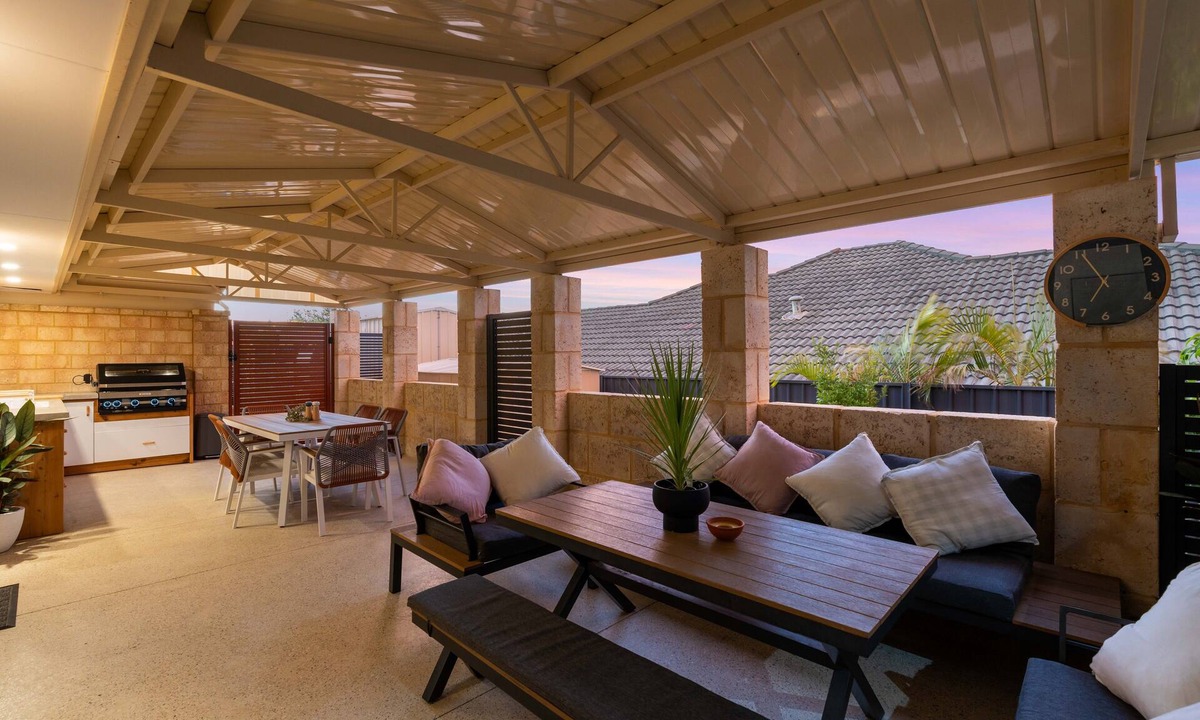 Kinross House | ultimate luxury, heated pool, cinema room plus more