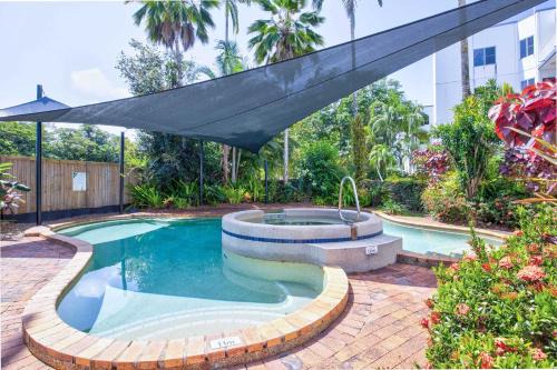 Wongaling Beach House | Ulysses 10 Ocean Dunk Island Views