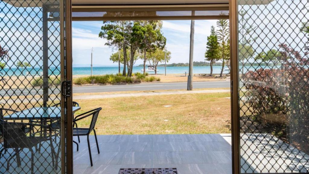 Bongaree House | Uninterruped Waterviews