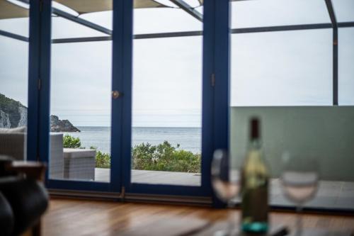Sisters Beach House | Unique beachfront retreat w panoramic sea views