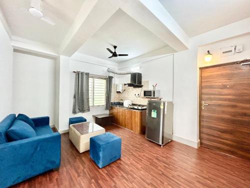 Kolkata Apartment | Unique & Comfy 2BHK Apartment Near Nicco Park, Kolkata