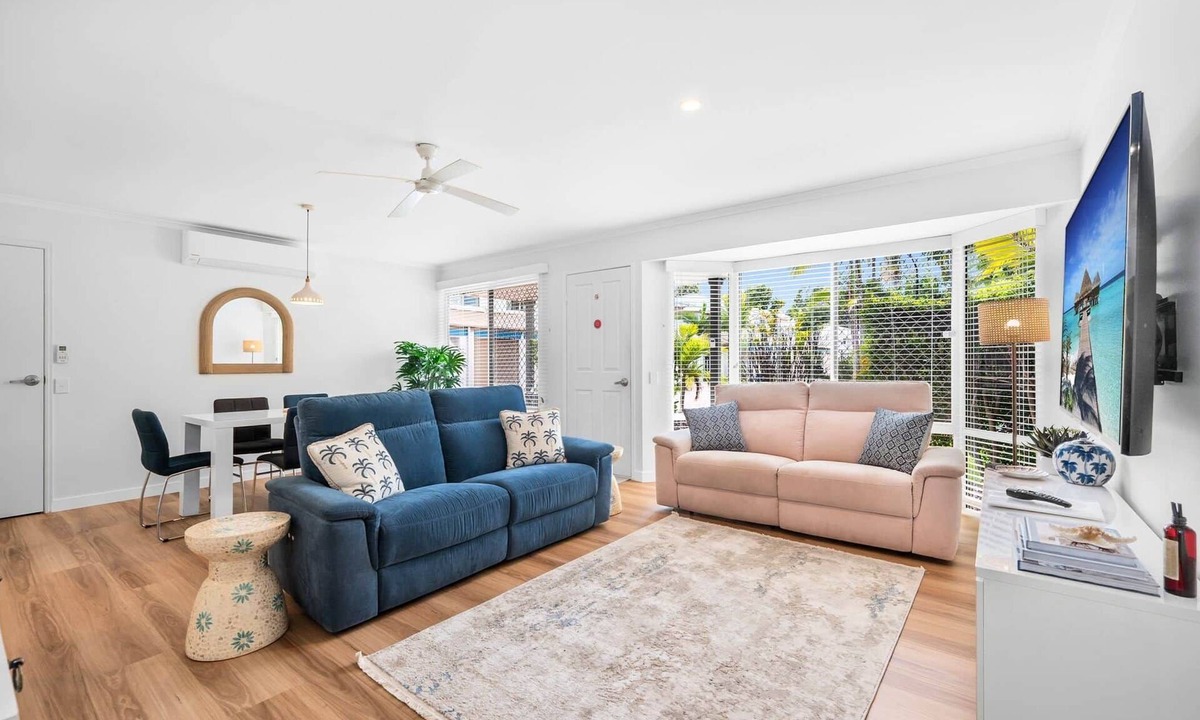 Noosaville Villa | Unit 1 - Renovated 2 Bedroom Ground Level Villa