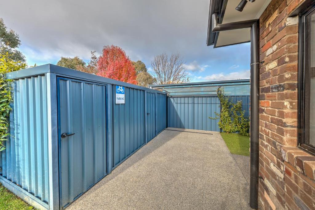 Porepunkah House | Velo Station
